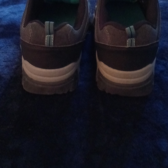 Shoes - Picture 5 of 7